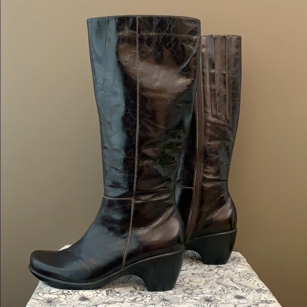 Naot Reddish Brown Boots